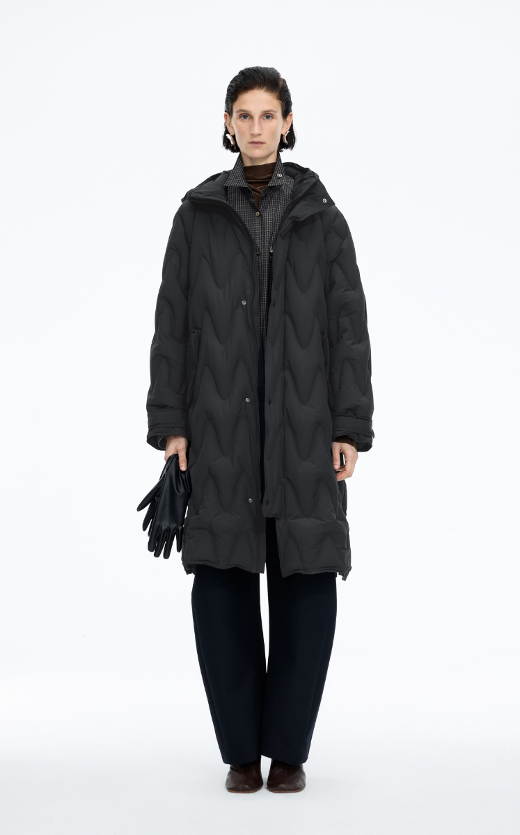 Down Coat / JNBY Wavy Quilted Long Hooded Down Coat Black