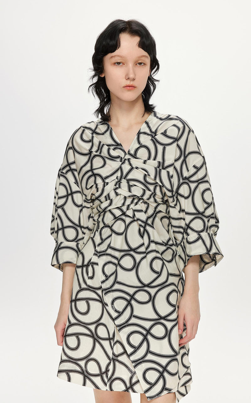 Shirt / JNBY Asymmetric Full Print V-Neck Top (100% Cotton) White