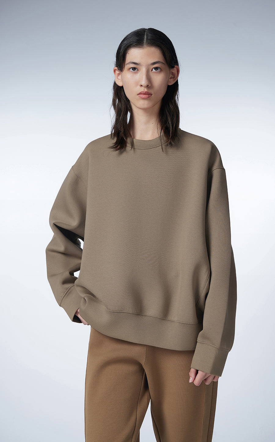 Sweatshirt / JNBY Relaxed Crew-neck Cotton Sweatshirt Brown