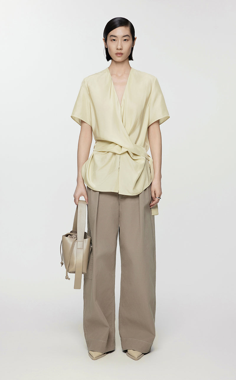 Blouse/JNBY V-neck Loose-fitting Short-sleeved Blouse Cornsilk