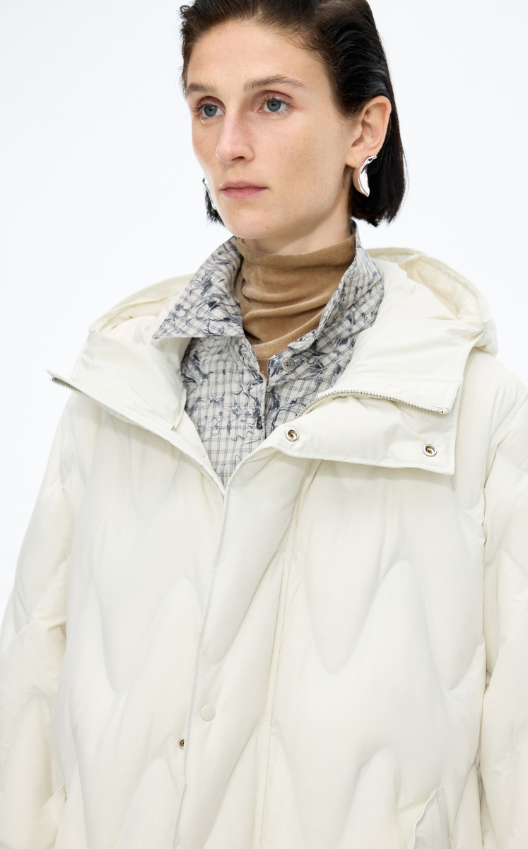 Down Coat / JNBY Wavy Quilted Long Hooded Down Coat