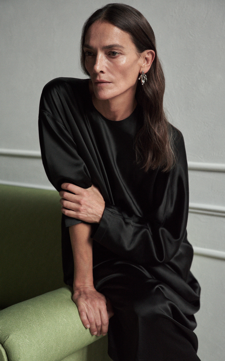 Dress / JNBY Acetate Blend Oversized T-Dress Black