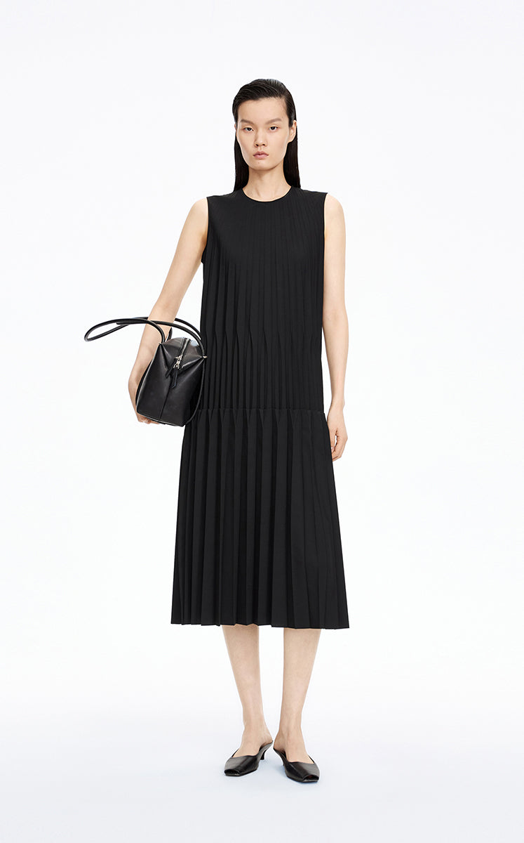 Dress / JNBY Cool Touch Pleated Sleeveless Midi Dress Black