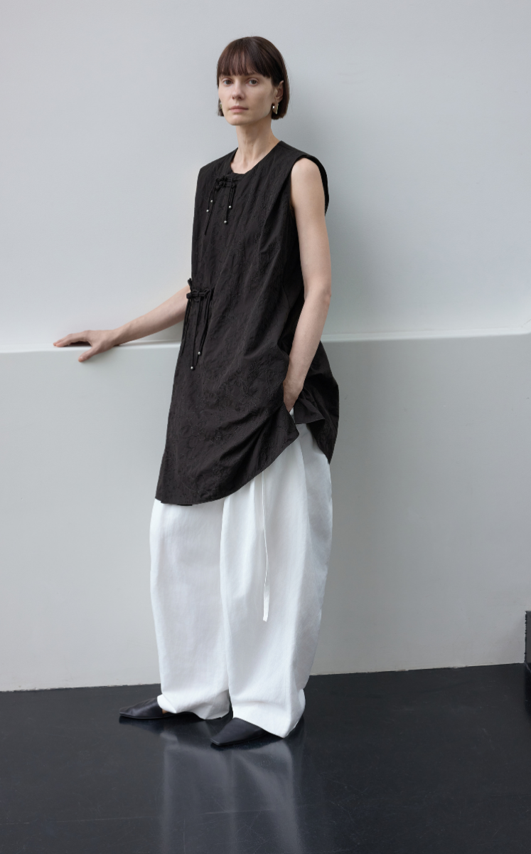 Dress / JNBY Floral Embroidered Cotton Sleeveless Dress Dark Brown
