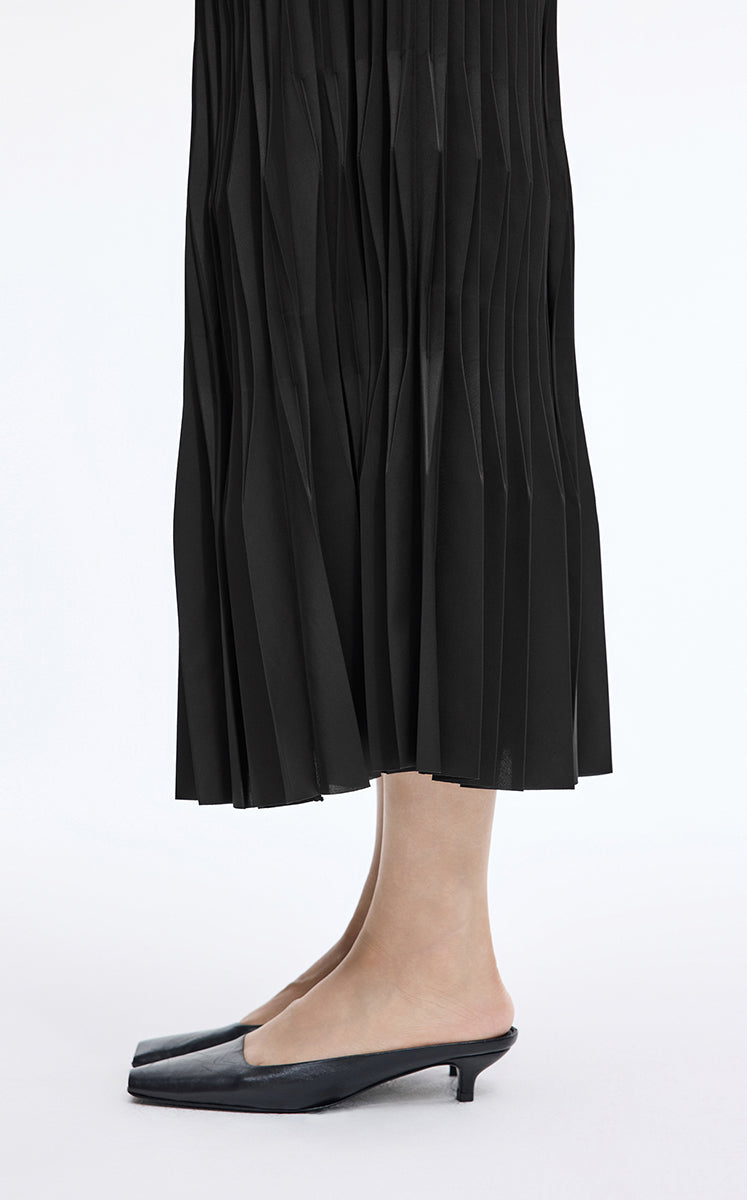 Skirt / JNBY Sculpted Pleated Maxi Skirt Jet Black-1