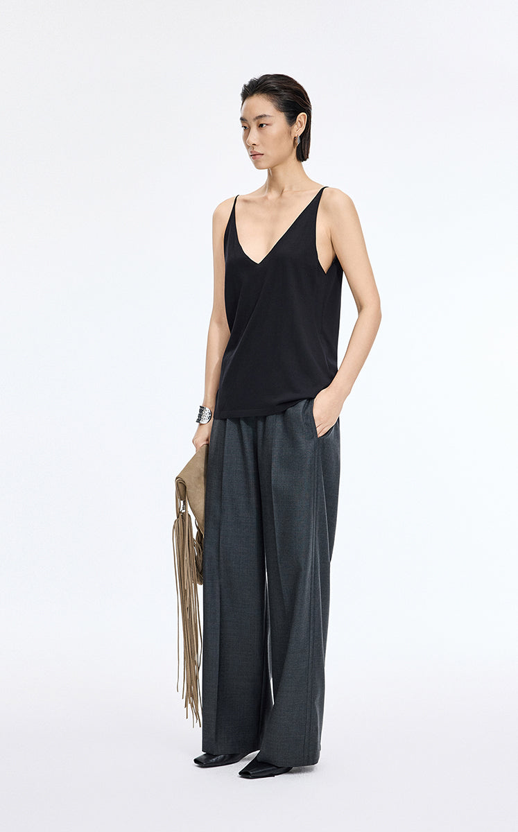 Top / JNBY Silk Knit V-Neck Camisole Black-2
