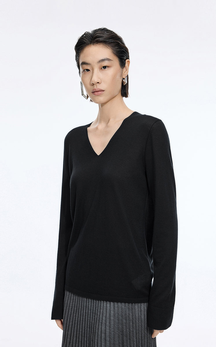 Sweater / JNBY V-Neck Baselan Wool-Silk Blend Pullover
