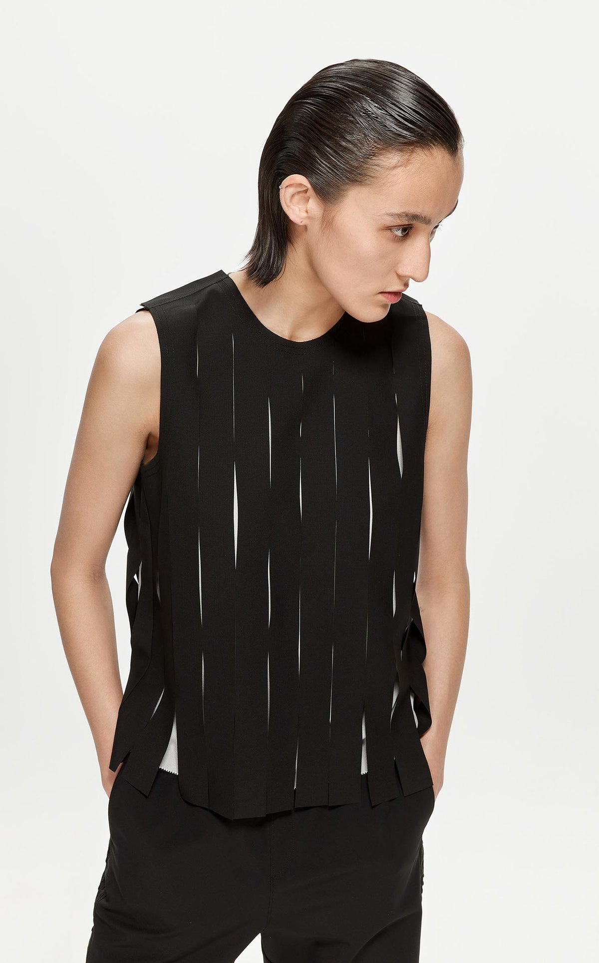 Shirt / JNBY Loose Fit Slit Sleeveless Top Black