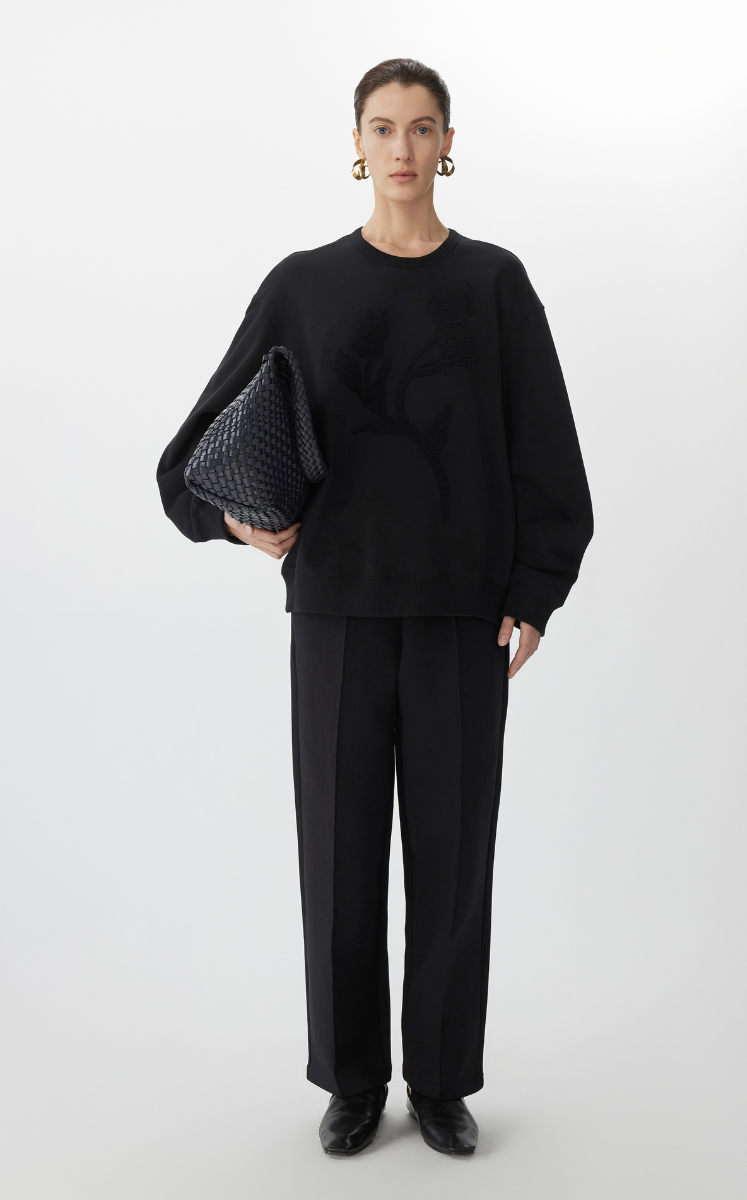 Sweatshirt / JNBY Floral Embroidery Oversized Sweatshirt Black