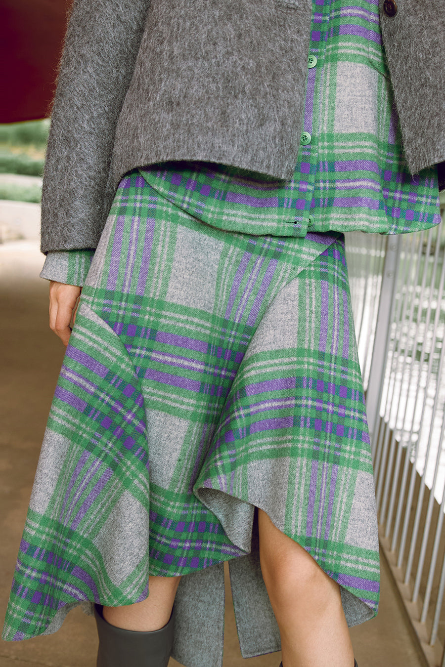 Skirt / JNBY Asymmetric Wool Skirt in Plaid Pattern Green