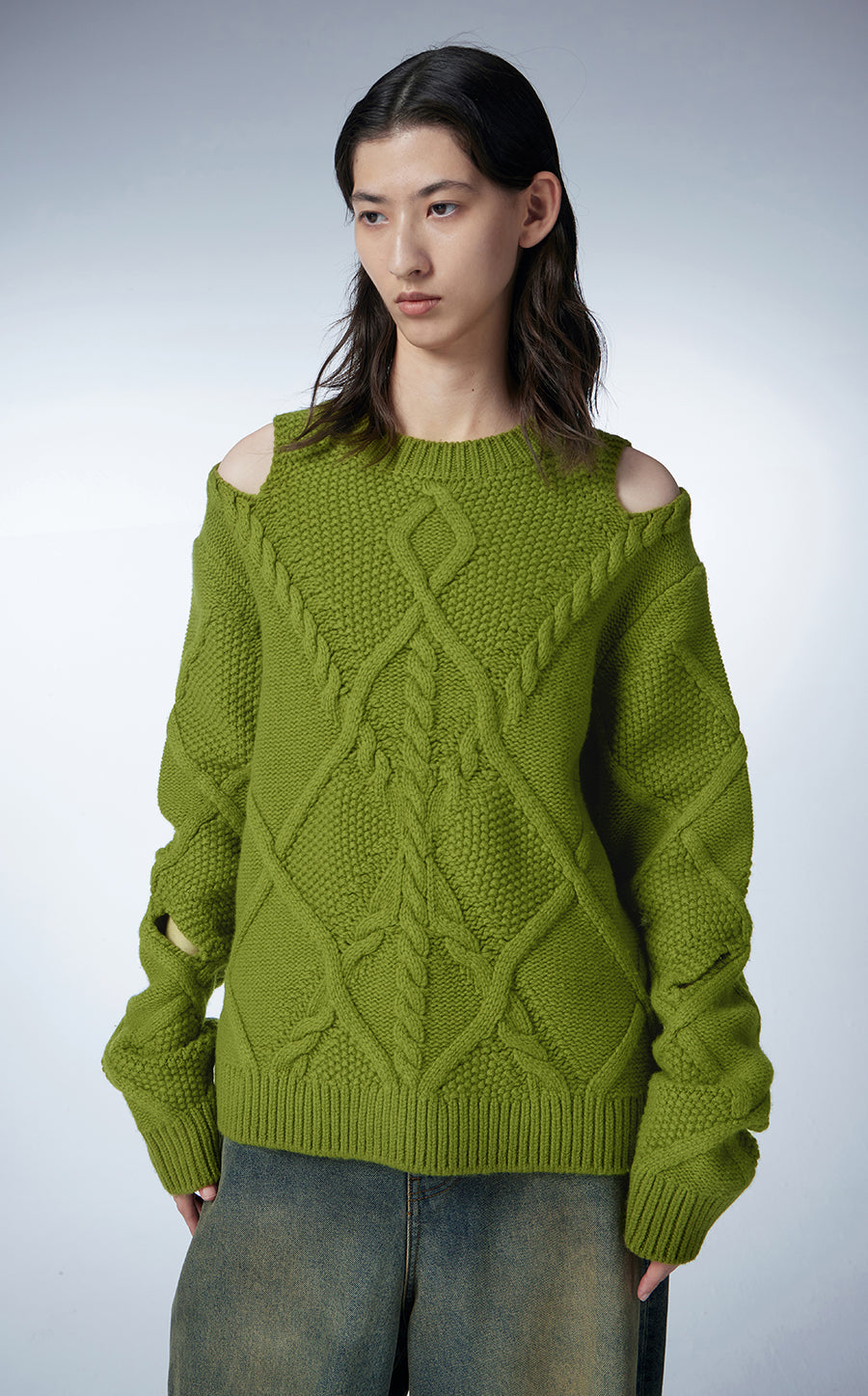 Sweater / JNBY Crew-neck Cut-out Pullover Sweater Green
