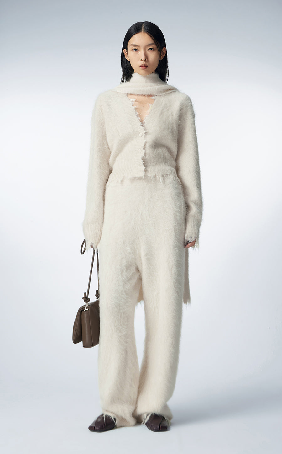 Sweater / JNBY Cropped V-neck Cardigan