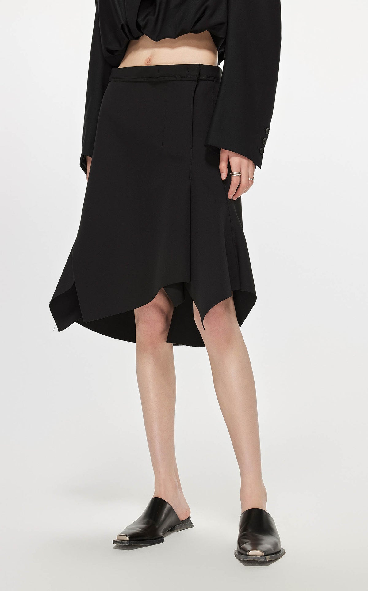 Skirt / JNBY Asymmetric Hem Short Skirt Black