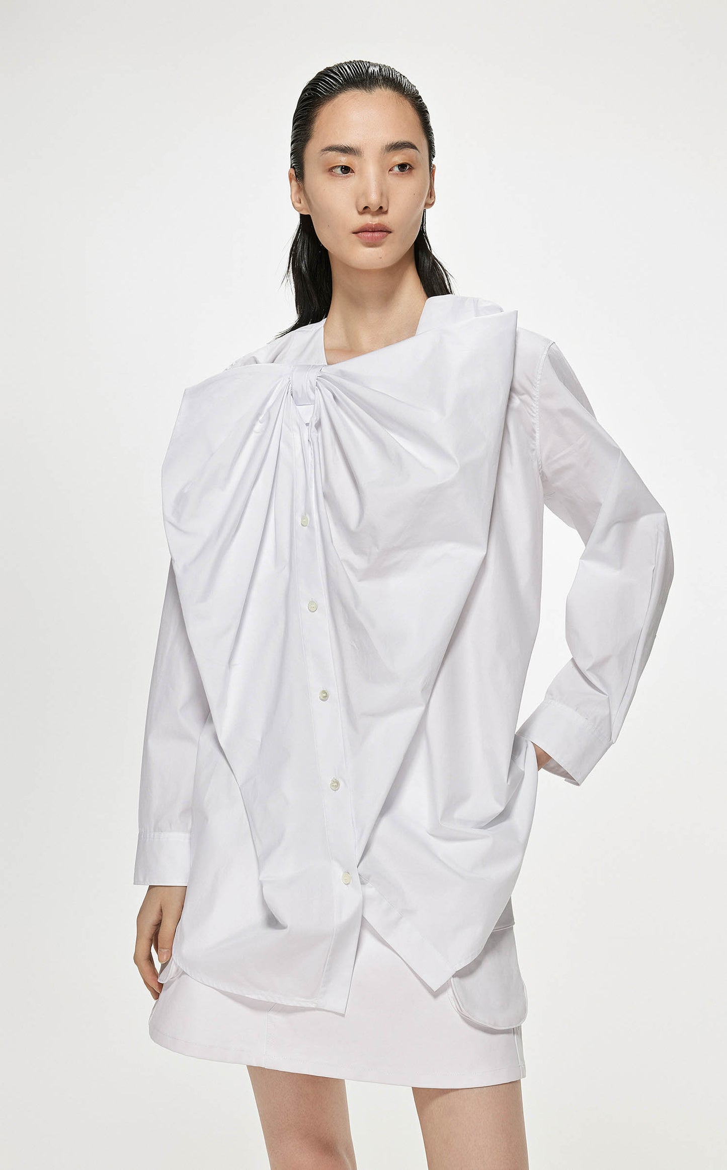 Dresses / JNBY Asymmetric Shoulder Long-Sleeved Dress White