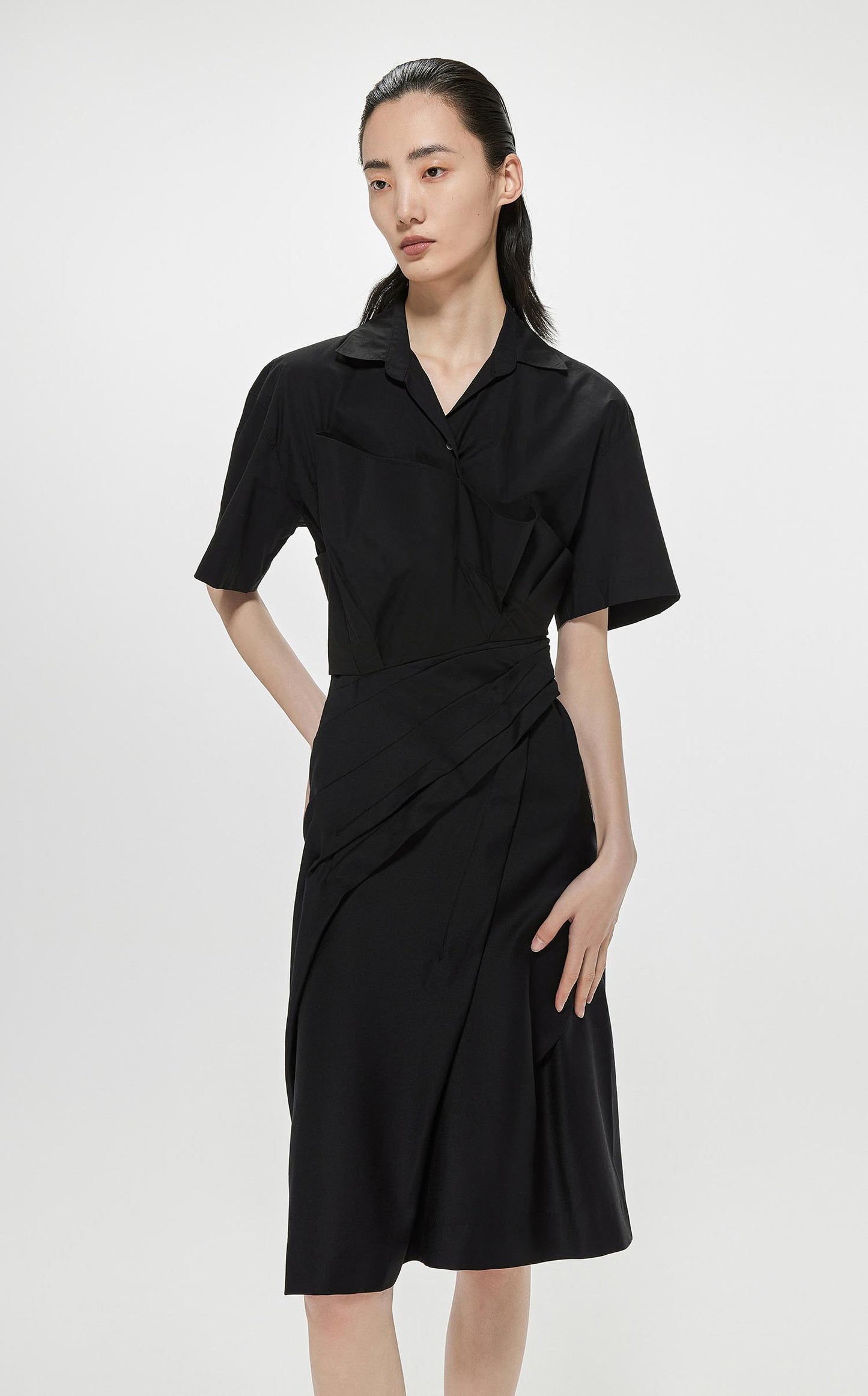 Dresses / JNBY Solid Front Pleated Short Sleeve Dress (100% Cotton) Black