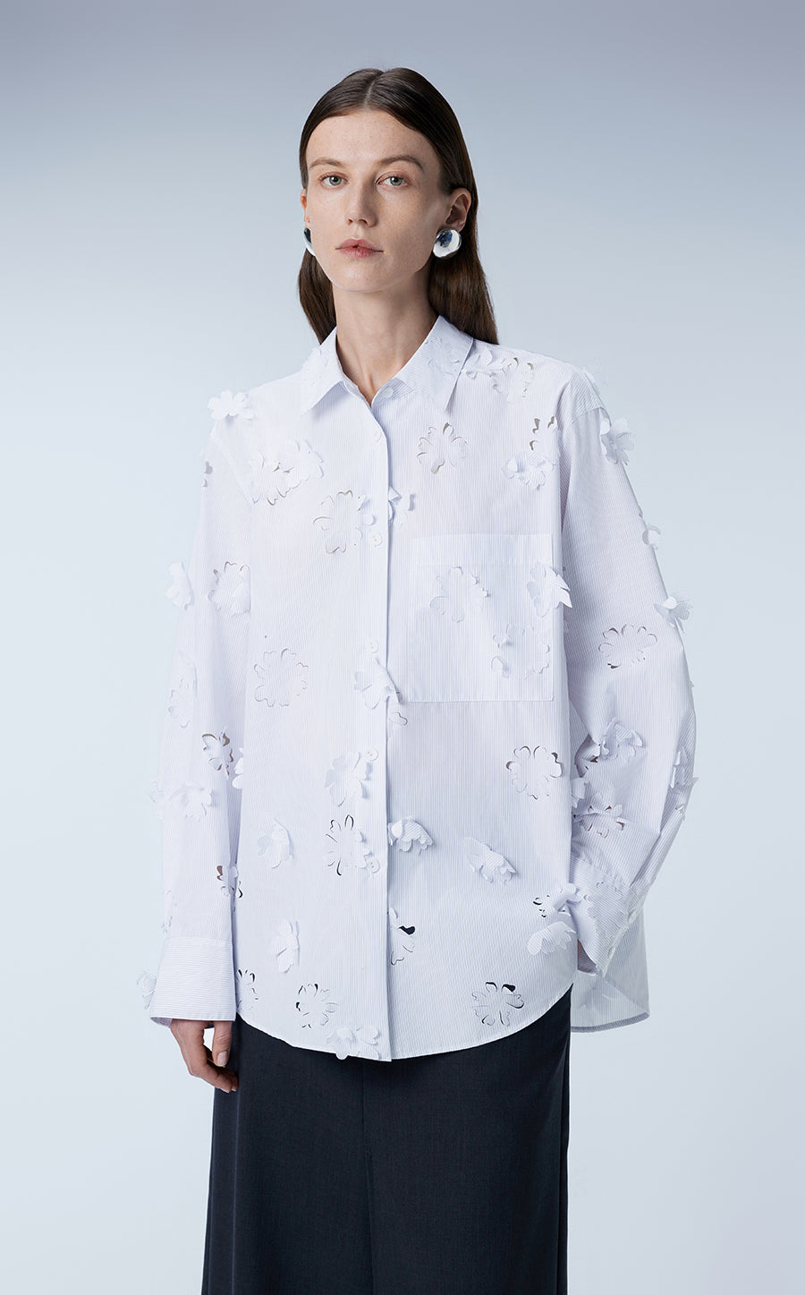Shirt / JNBY Oversized Little Daisy Cut-out Shirt White