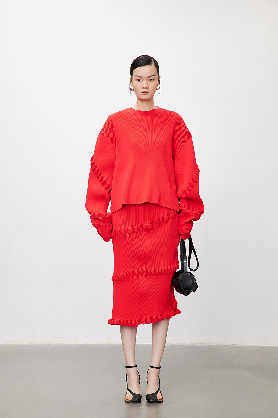 Sweater / JNBY Oversized Sweater with Pleated Sleeves Red
