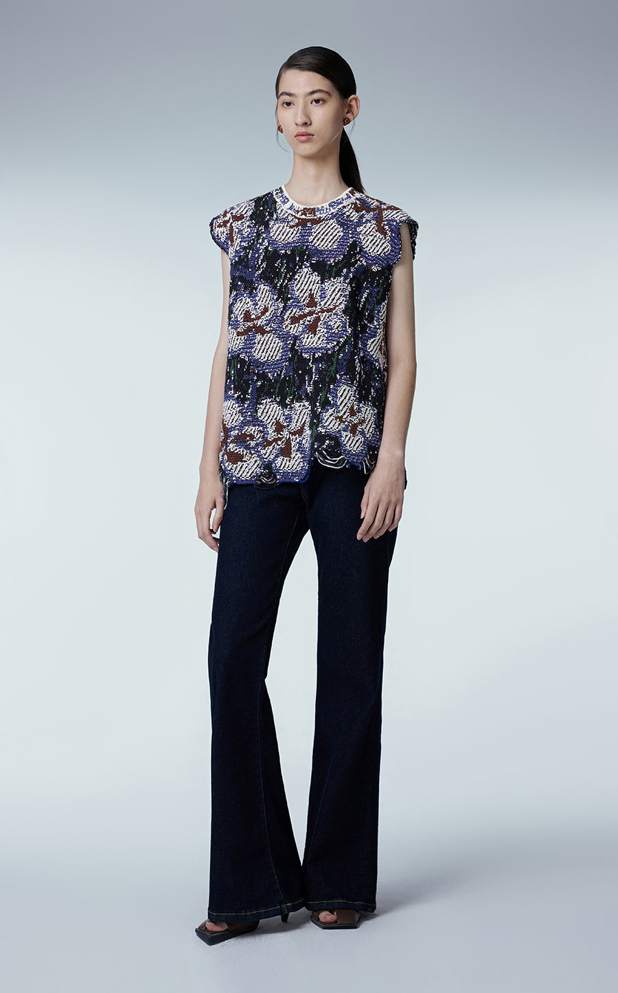 Vest / (ESG) JNBY Relaxed Floral Sweater Vest Blue
