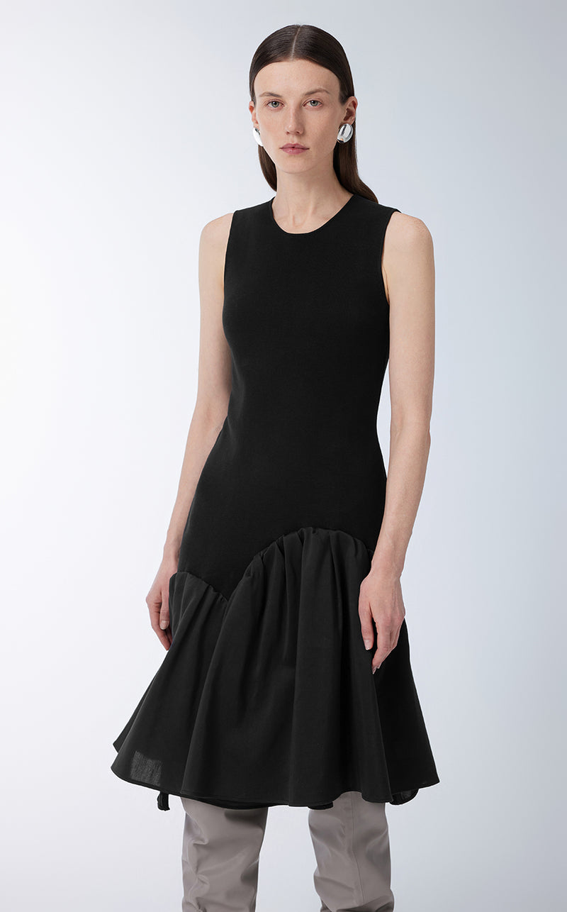 Dress / JNBY Asymmetric Sleeveless Sweater Dress Black