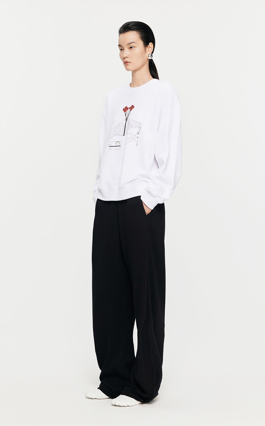 Sweatshirt / JNBY Loose Fitting Micro Elastic sweatshirt