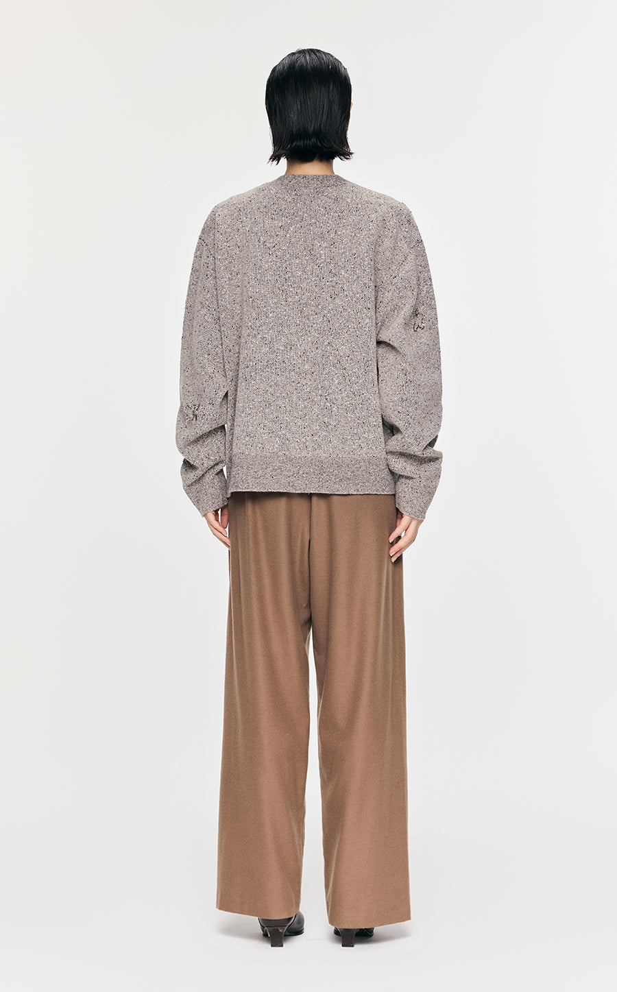Sweater / JNBY Butterfly-embellished Mid-length Cardigan