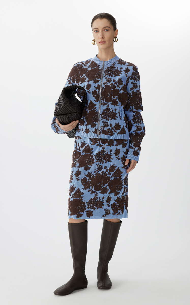 Sweater / JNBY Peony Jacquard Knit Short Cardigan Blue coffee