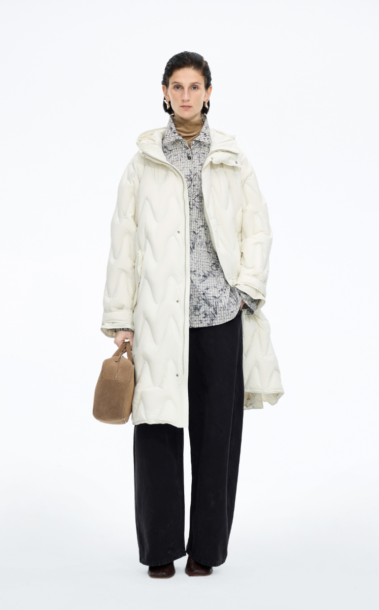 Down Coat / JNBY Wavy Quilted Long Hooded Down Coat White