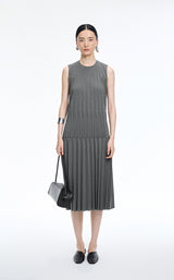 Dress / JNBY Cool Touch Pleated Sleeveless Midi Dress