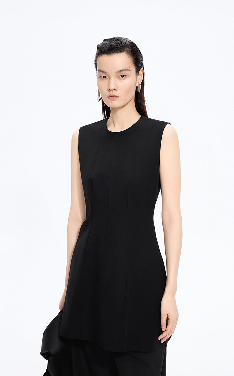 Dress / JNBY Sleek Sleeveless Bodycon Dress