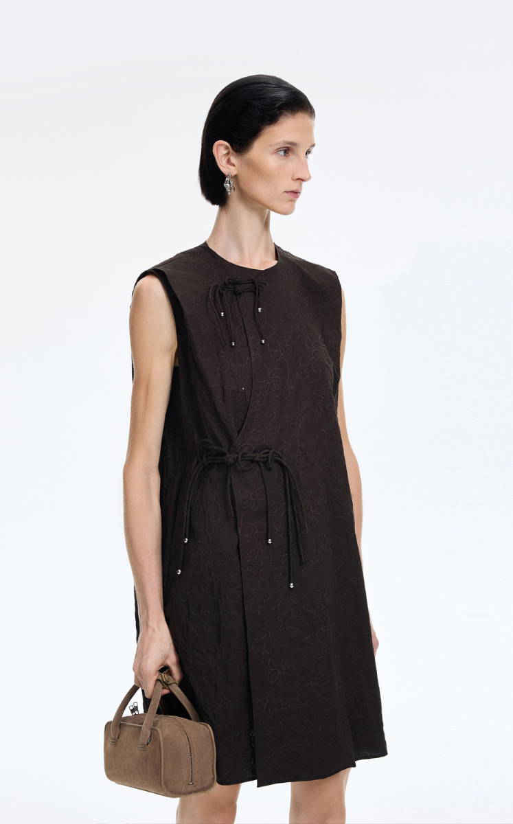 Dress / JNBY Floral Embroidered Cotton Sleeveless Dress Dark Brown-1