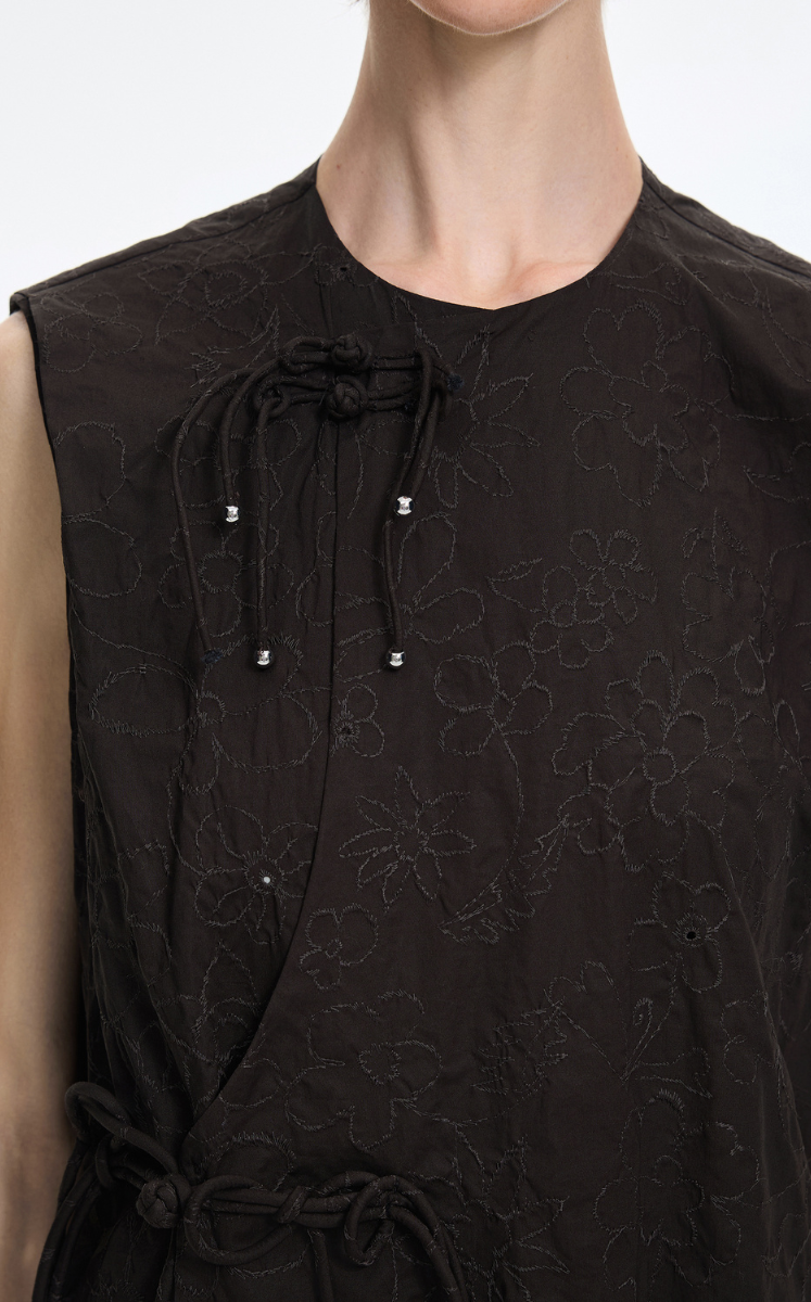 Dress / JNBY Floral Embroidered Cotton Sleeveless Dress Dark Brown-1