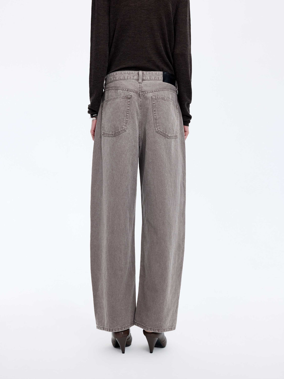 Jeans / JNBY Imported Cotton Banana Cut Denim Trousers Grey Brown-1