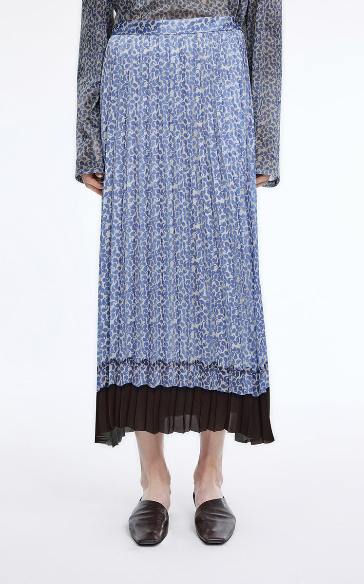 Skirt / JNBY Pleated A-Line Long Skirt with Wave Hem Blue