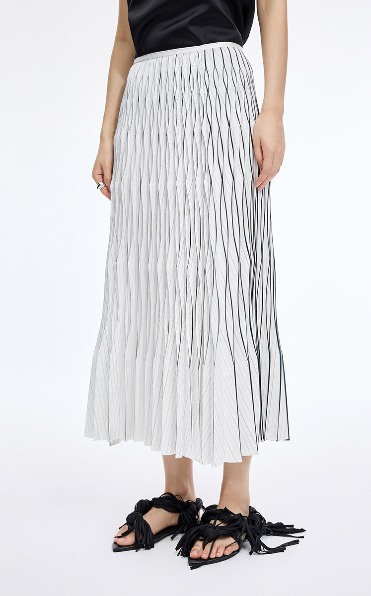 Skirt / JNBY Sculpted Diamond Pleated Maxi Skirt Black White Stripe Plaid
