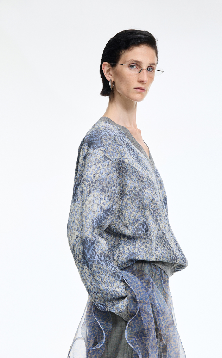 Sweater / JNBY Herringbone Pleated V-Neck Pullover