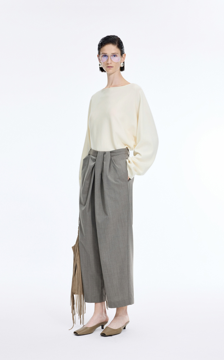 Sweater / JNBY Wool Blend Loose Pullover with Back Detail