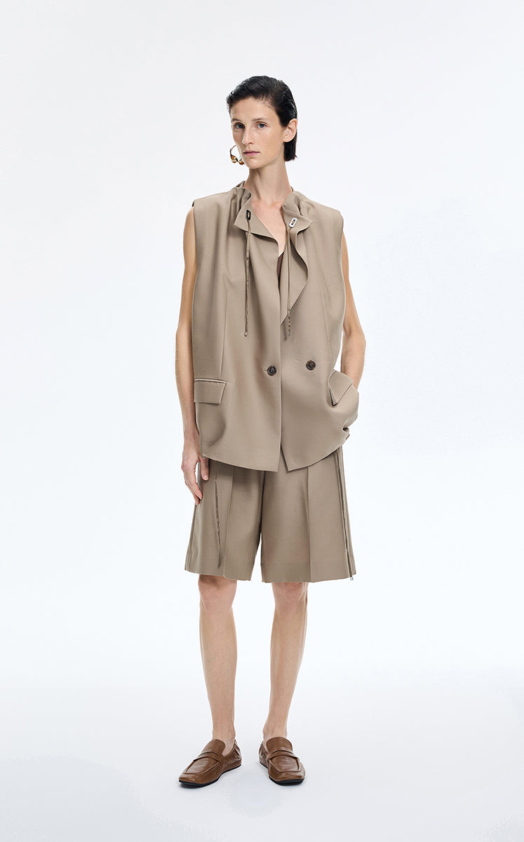 Vest / JNBY Sculptural Drawstring Neckline Vest Taupe Grey