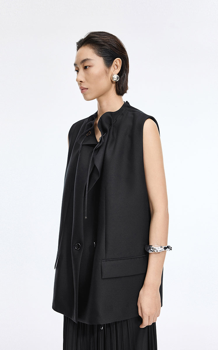 Vest / JNBY Sculptural Drawstring Neckline Vest Black-3