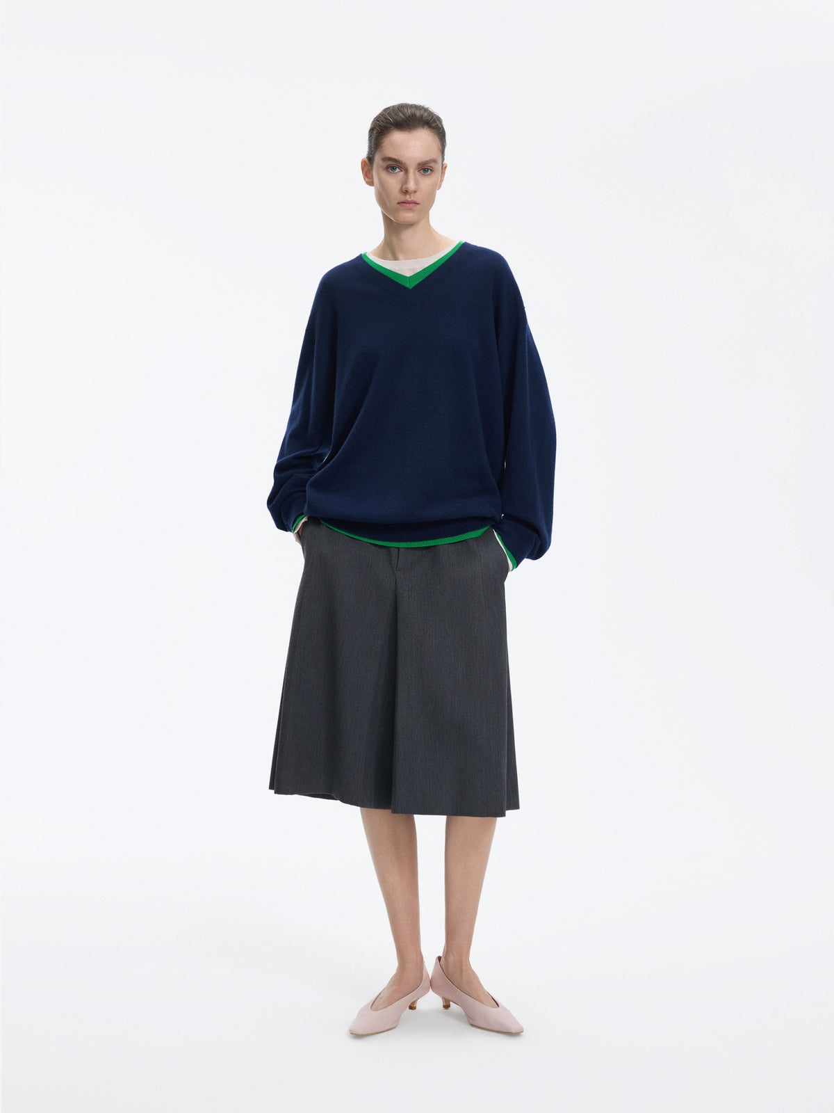 Sweater / JNBY Merino Wool Cashmere Blend V-Neck Pullover Dark Blue