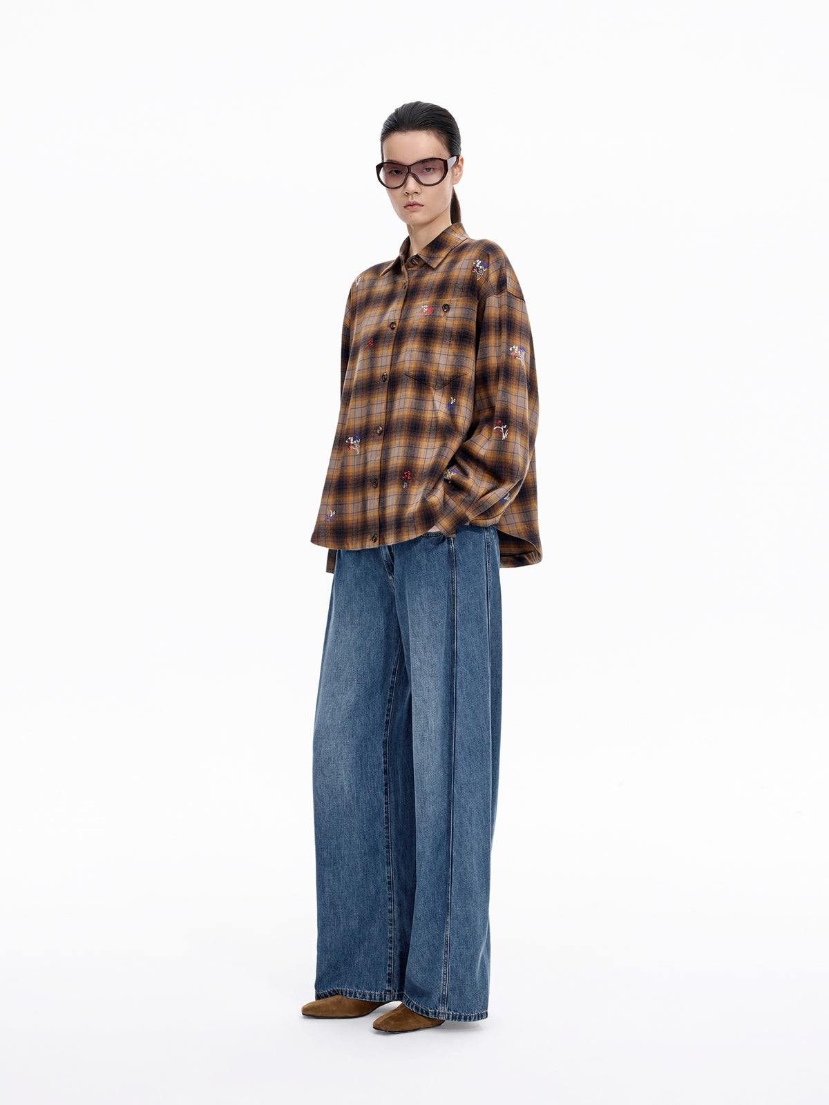 Shirt / JNBY Oversized Cotton Plaid Shirt with Embroidery