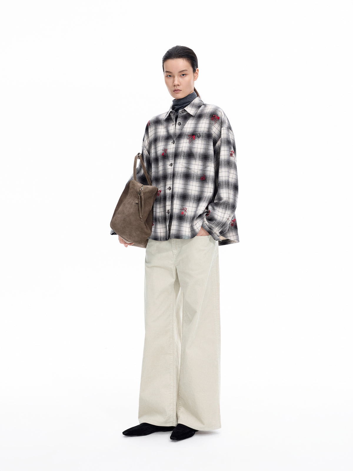 Shirt / JNBY Oversized Cotton Plaid Shirt with Embroidery