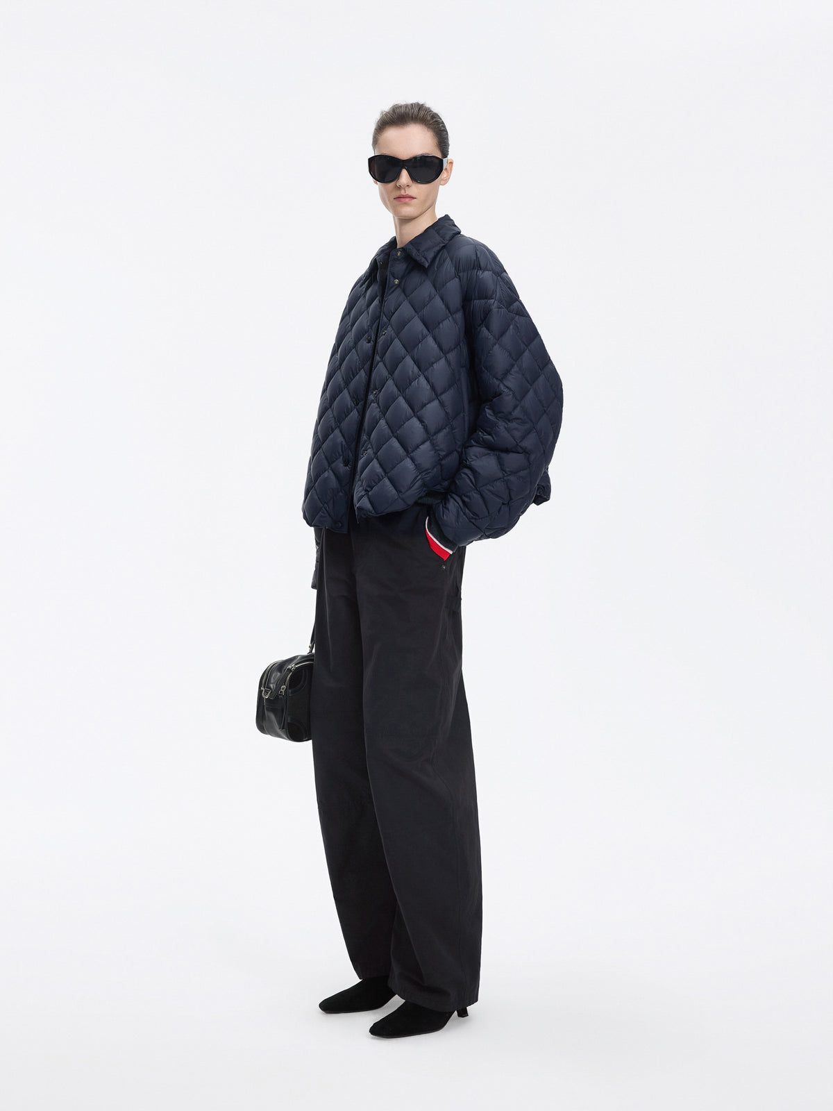 Jacket / JNBY Oversized Short Down Coat with 95% White Goose Down