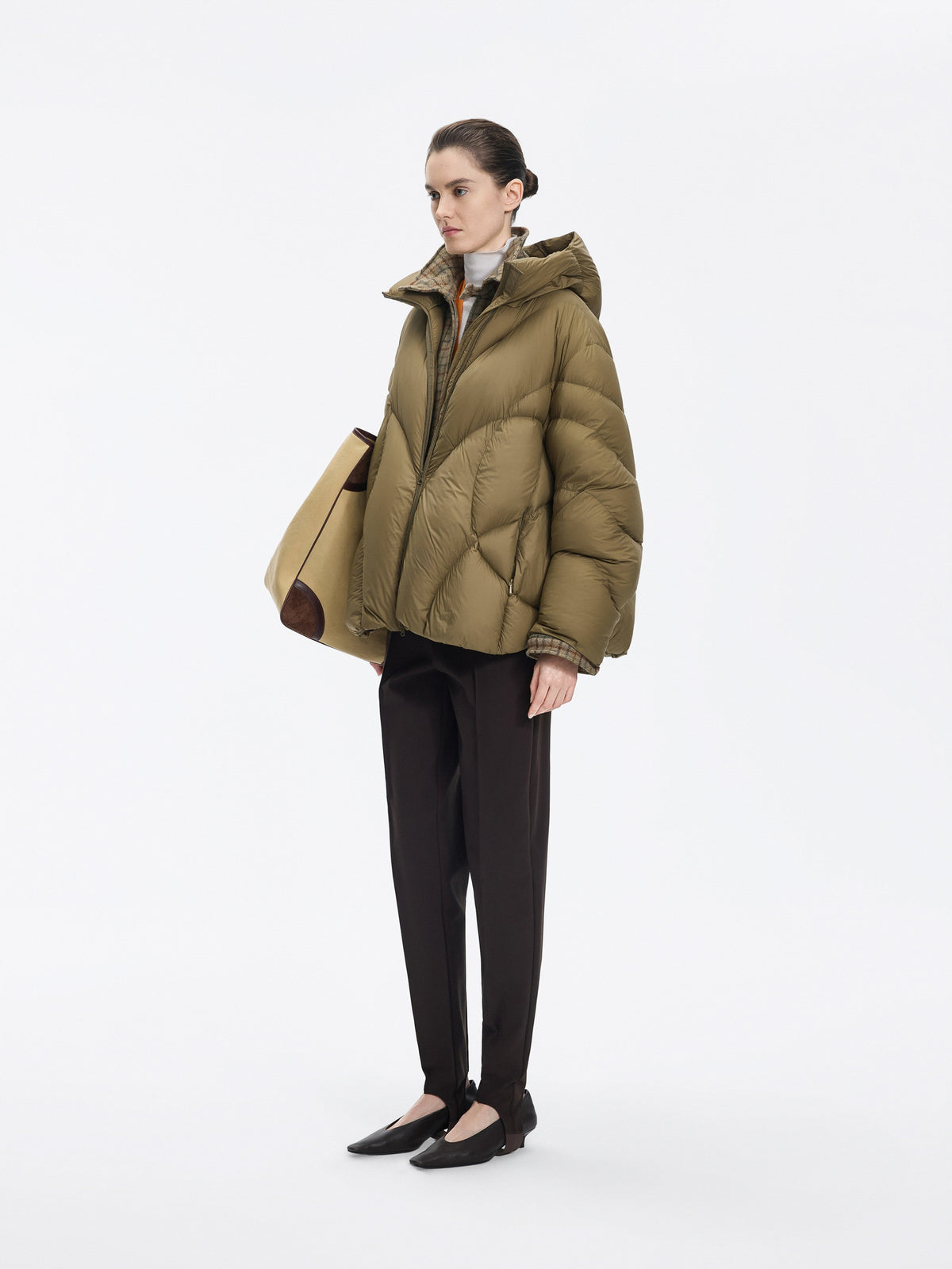 Jacket / JNBY Oversized Hooded Down Puffer