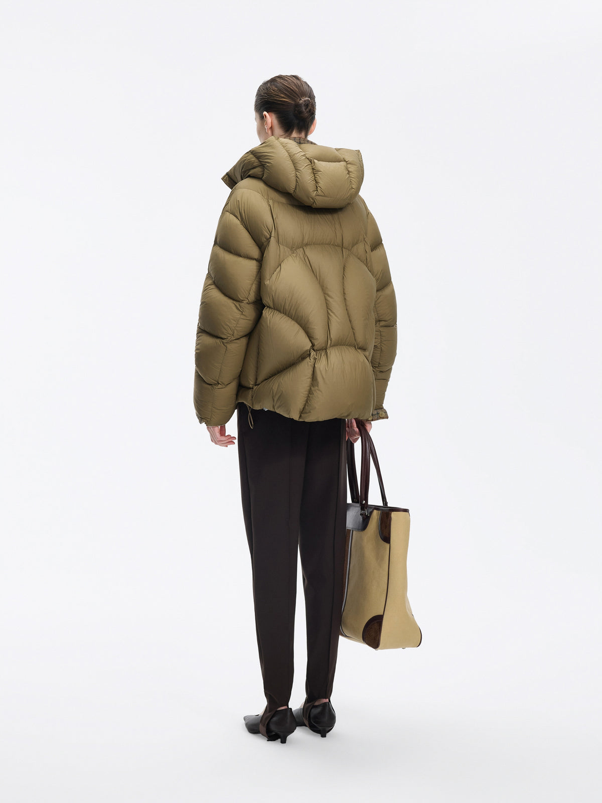 Jacket / JNBY Oversized Hooded Down Puffer