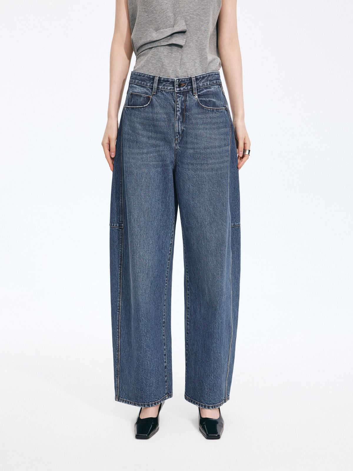 Jeans / JNBY High-Waist Banana Cut Denim Trousers 牛仔洗蓝