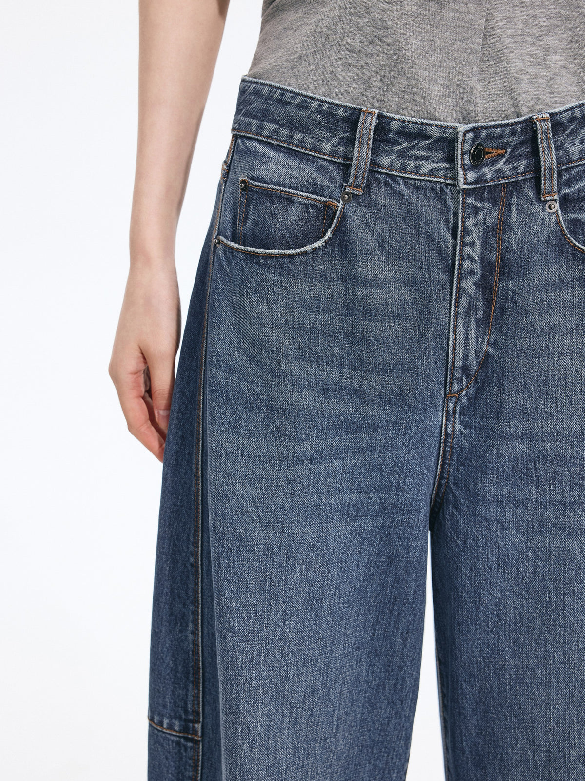 Jeans / JNBY High-Waist Banana Cut Denim Trousers