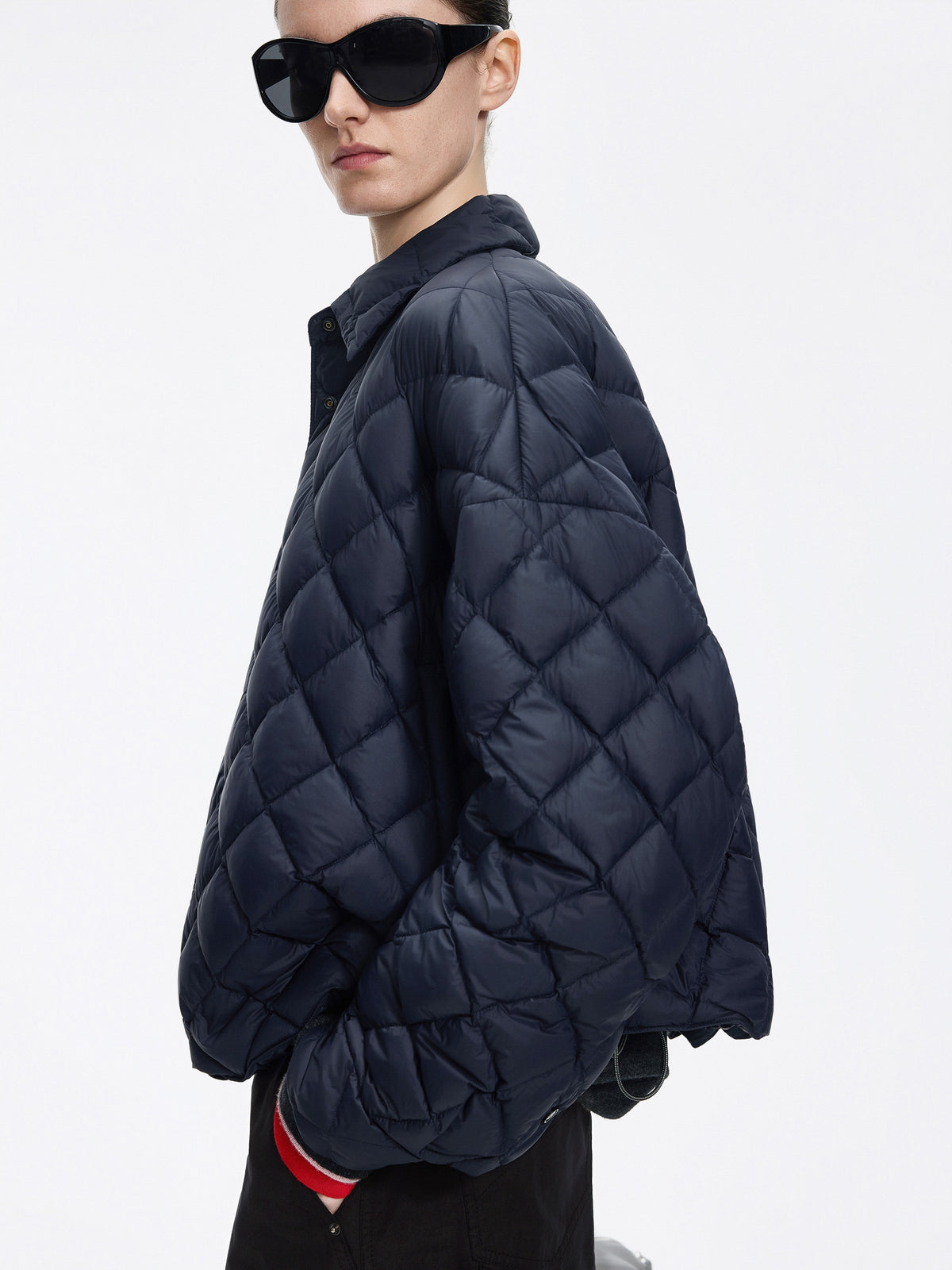 Jacket / JNBY Oversized Short Down Coat with 95% White Goose Down