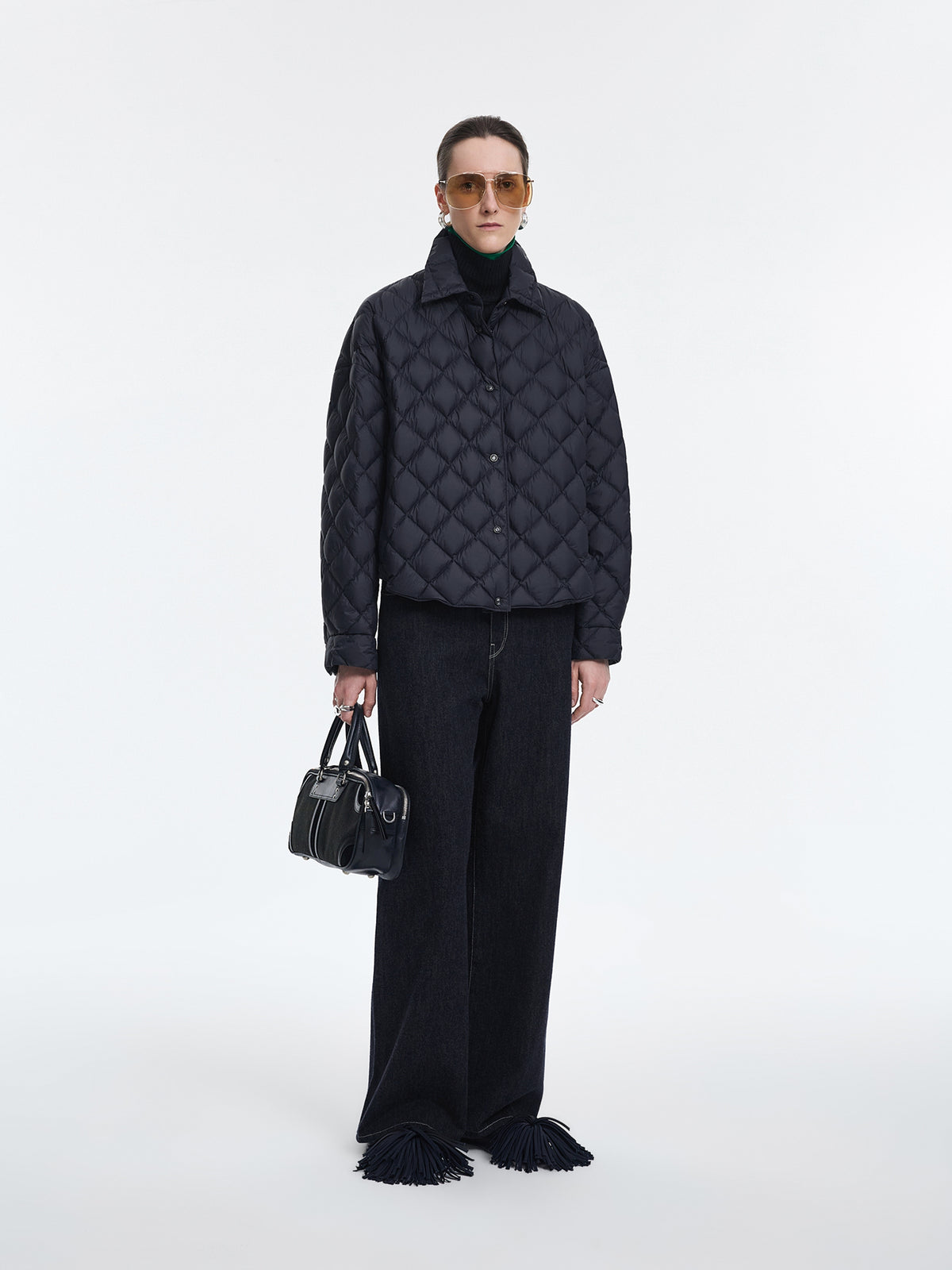 Jacket / JNBY Oversized Short Down Coat with 95% White Goose Down