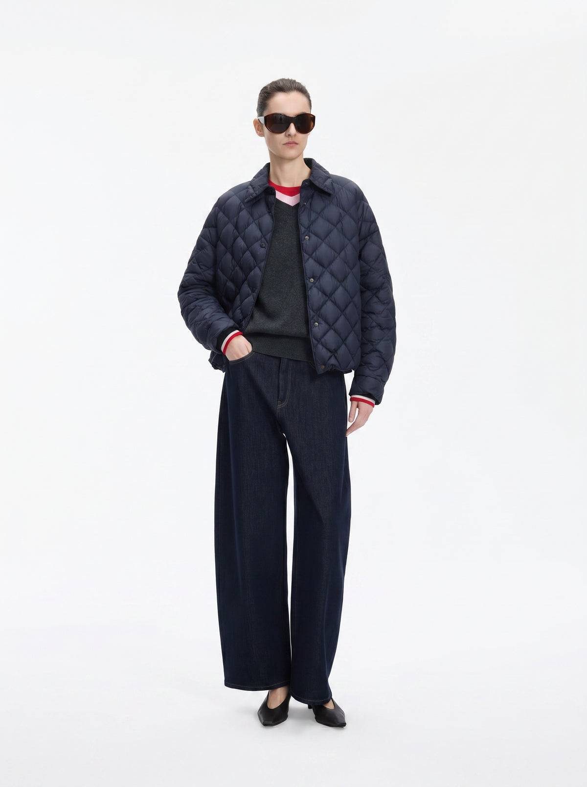 Jacket / JNBY Oversized Short Down Coat with 95% White Goose Down