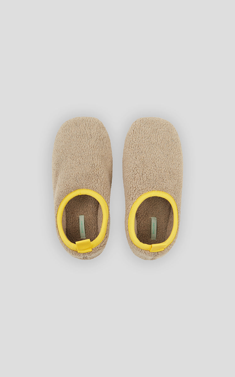 Shoes / JNBYHOME Full-Heel Slip-On Slippers Kahaki